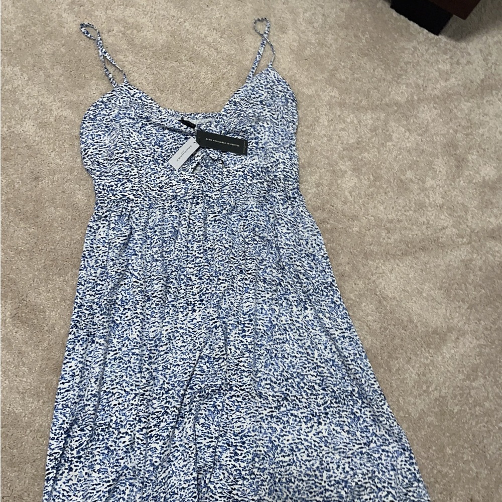 Brand new never worn banana republic dress size large retail $79.99